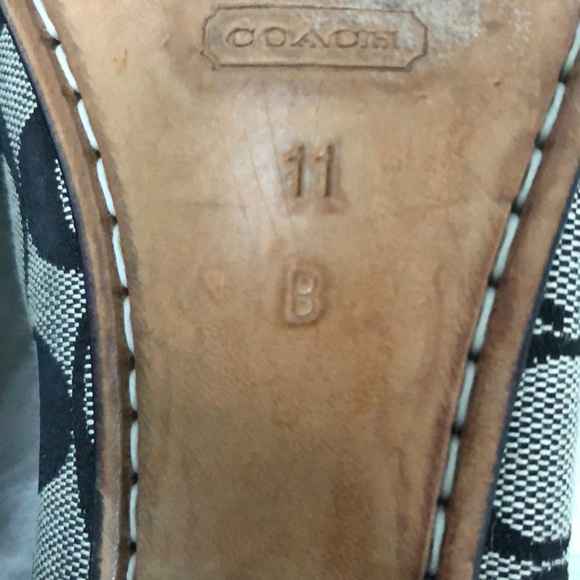 Coach Blue & Creme Colored Mens Shoes - Picture 8 of 8